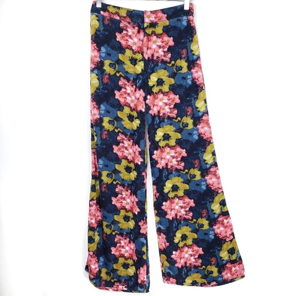 Abercrombie & Fitch Pants - Abercrombie & Fitch Flare Disco Floral High waist